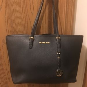 Michael Kors Jet Set Travel Tote